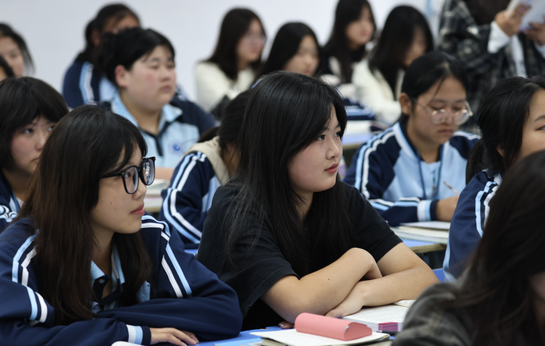 ͷֿAW_kWֱͨ܇